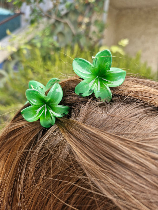Petite pince fleur VERTE