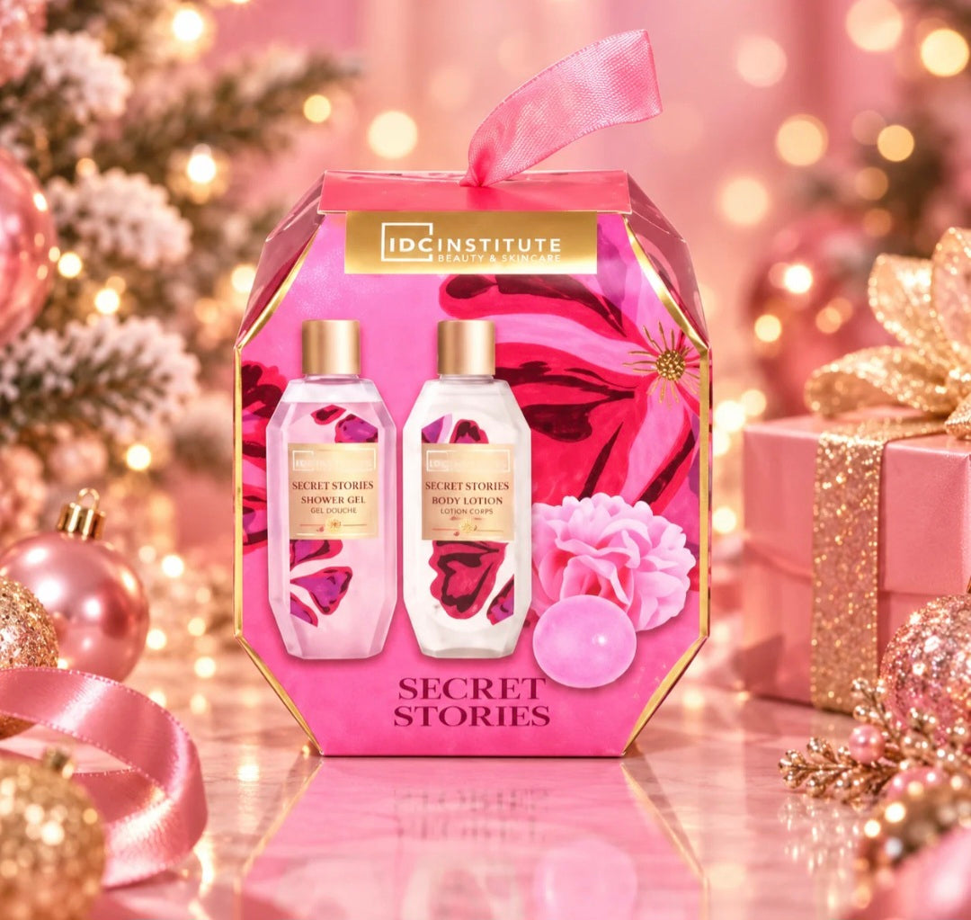 Coffret Secret Stories Blooming Gift Ornament – Gel douche, lait corps, bombe de bain et fleur de bain